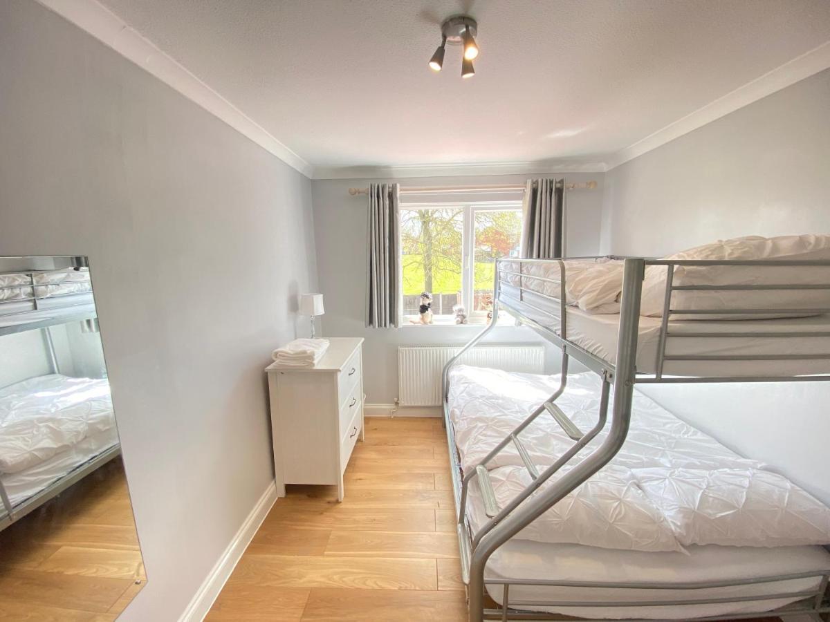 Three Bedrooms House In Windsor Esterno foto